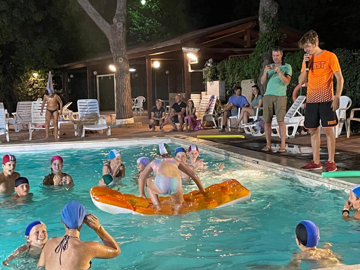 Camping Village Punta Navaccia Tuoro sul Trasimeno Exterior foto